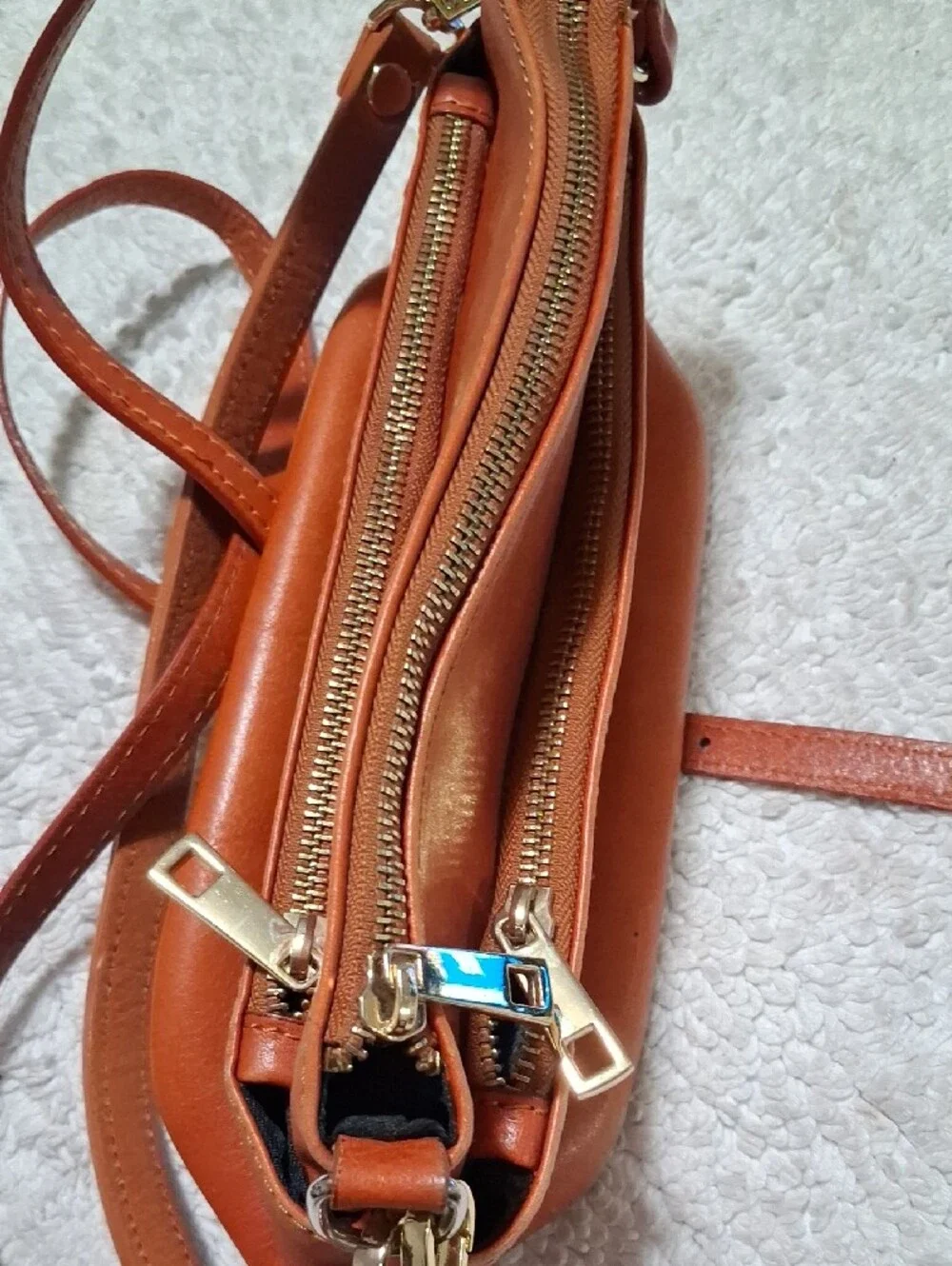Women's Leather Crossbody Bag in Burnt Orange